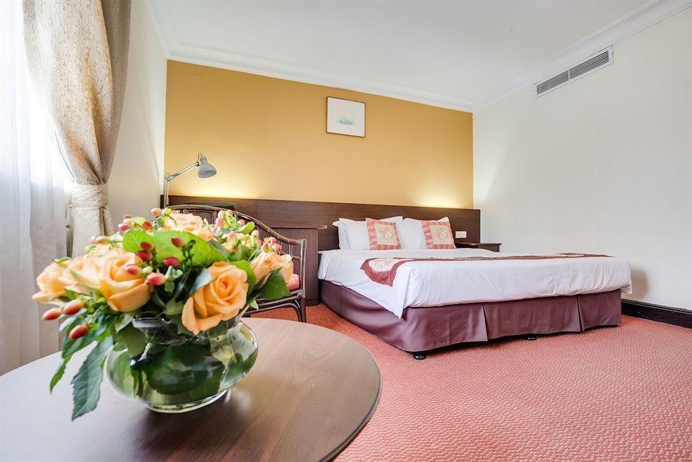 Prescott Hotel Kuala Lumpur Medan Tuanku Exteriör bild