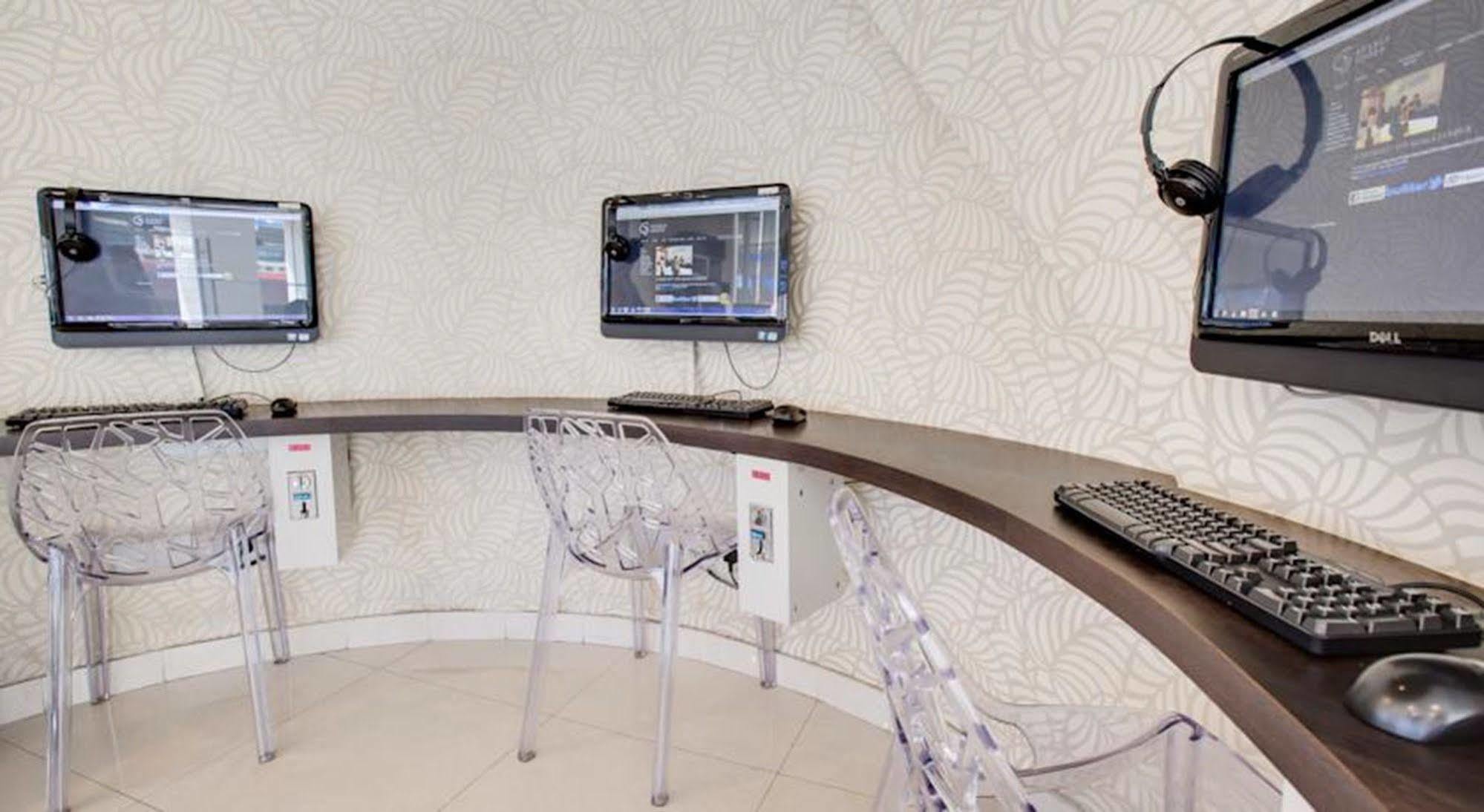Prescott Hotel Kuala Lumpur Medan Tuanku Exteriör bild
